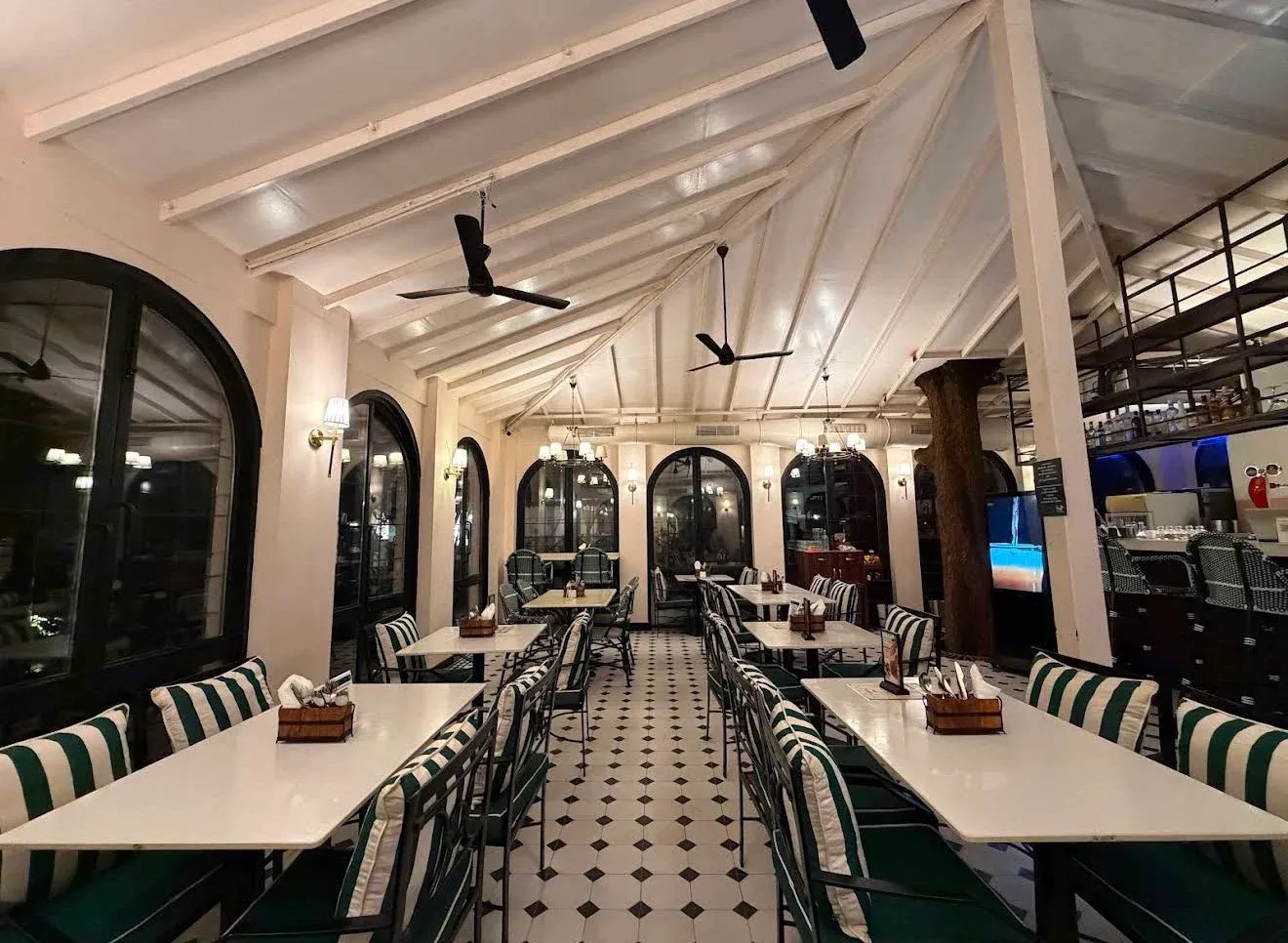 Cafe Cotinga
